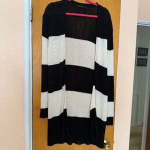 Doe & Rae Black & White Long Cardigan Sweater, Size L